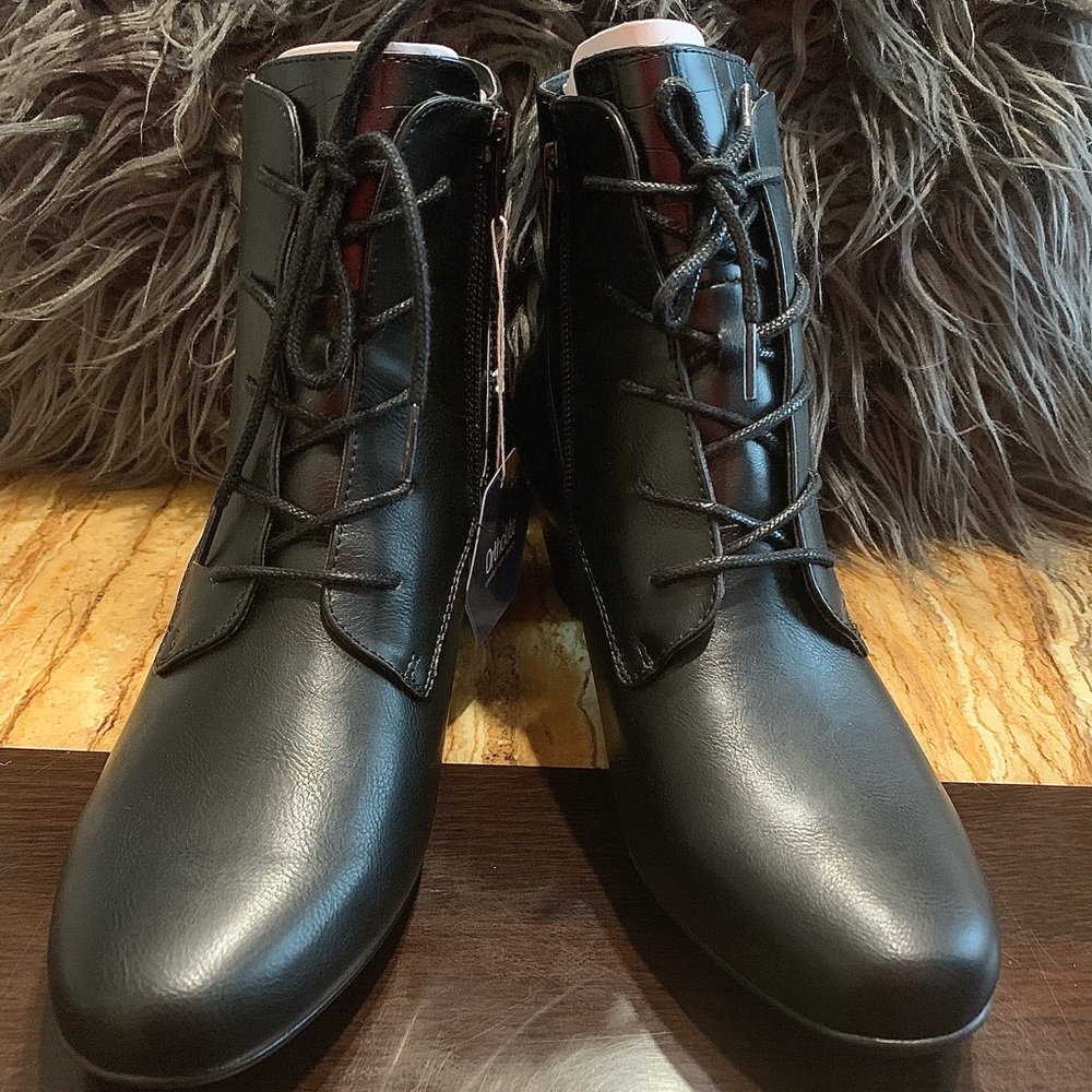 Black croft& barrow boots